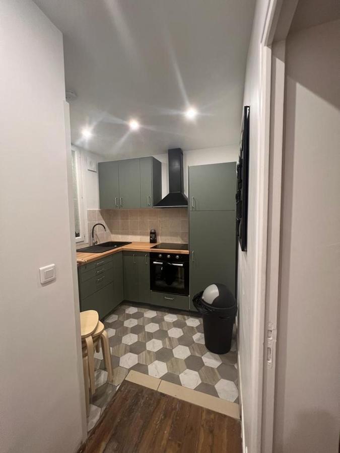 New Entiry Apartment-Private Rooms In Παρίσι Εξωτερικό φωτογραφία